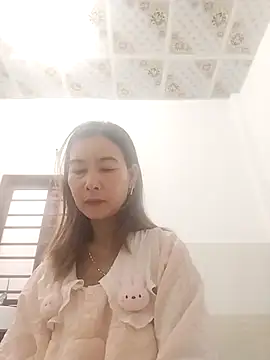 Sexy-ladyboobs69 online show from 05-02-26, 01:10