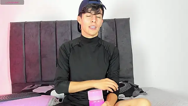 axxxel twink online show from 04-16-26, 01:39