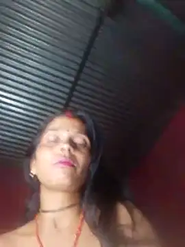 Hot eras4 online show from 04-24-26, 08:33