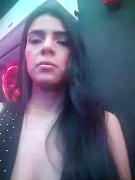 EvaMiranda online show from 04-13-26, 03:34