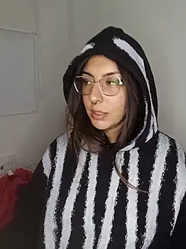 Snapshot of Nikolth_4 chatting on 02-03-26, 03:26 Nikolth 4 online show from 02-03-26, 03:26