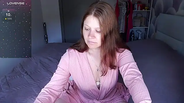 Snapshot of Aleksasamuii chatting on 06-10-26, 08:35 Aleksasamuii online show from 06-10-26, 08:35
