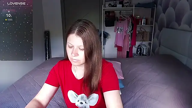 Snapshot of Aleksasamuii chatting on 07-14-26, 07:46 Aleksasamuii online show from 07-14-26, 07:46