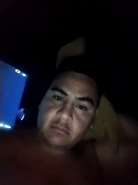 Snapshot of Sergiowooo chatting on 04-24-26, 05:10 Sergiowooo online show from 04-24-26, 05:10