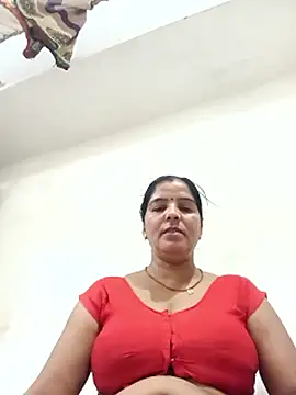 Snapshot of punamji_sexe chatting on 06-21-26, 01:13 punamji sexe online show from 06-21-26, 01:13