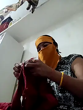 Snapshot of punamji_sexe chatting on 07-07-26, 01:19 punamji sexe online show from 07-07-26, 01:19