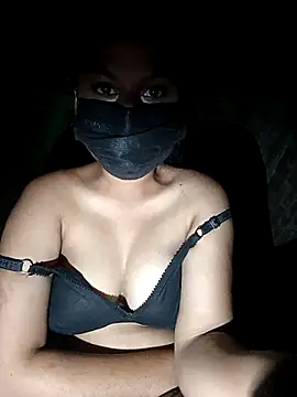 Snapshot of Sexy_--2 chatting on 02-03-26, 05:51 Sexy --2 online show from 02-03-26, 05:51