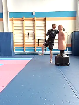 Wargunex online show from 04-15-26, 07:59