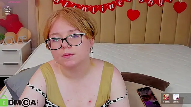 Snapshot of Lauraaa_Smith chatting on 02-20-26, 06:26 Lauraaa Smith online show from 02-20-26, 06:26