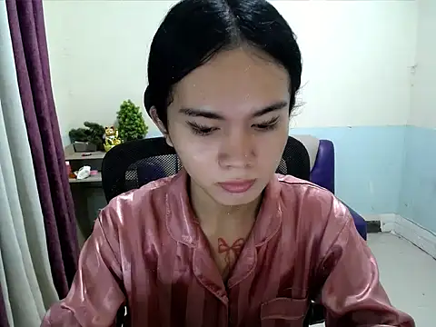 Snapshot of devine_goddess chatting on 06-12-26, 03:00 devine goddess online show from 06-12-26, 03:00