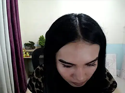 Snapshot of devine_goddess chatting on 06-19-26, 12:48 devine goddess online show from 06-19-26, 12:48