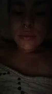 Kennya Rodriguez online show from 05-18-26, 09:37