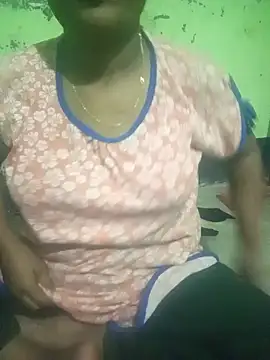 Romantic-Couple999 online show from 03-11-26, 07:53