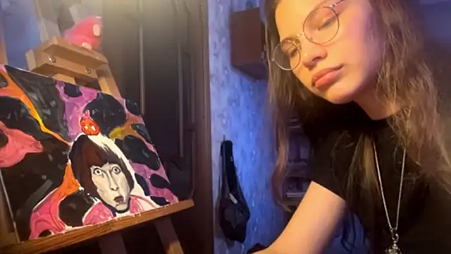 Snapshot of EdythRozier chatting on 02-04-26, 12:11 EdythRozier online show from 02-04-26, 12:11