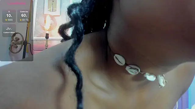 Luna cocoa online show from 02-03-26, 12:43