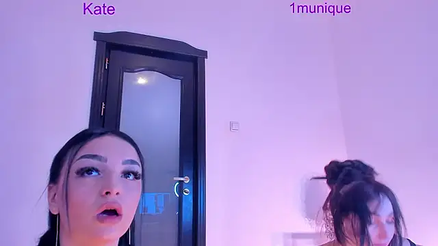 Snapshot of Peanaughty chatting on 02-05-26, 06:29 Peanaughty online show from 02-05-26, 06:29