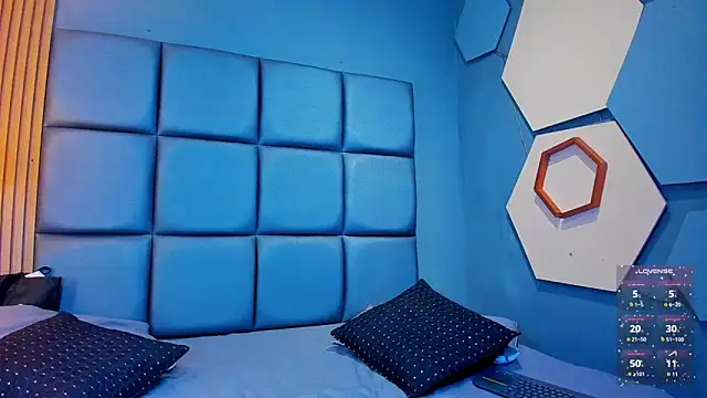 CORAL FOX online show from 04-02-26, 05:38