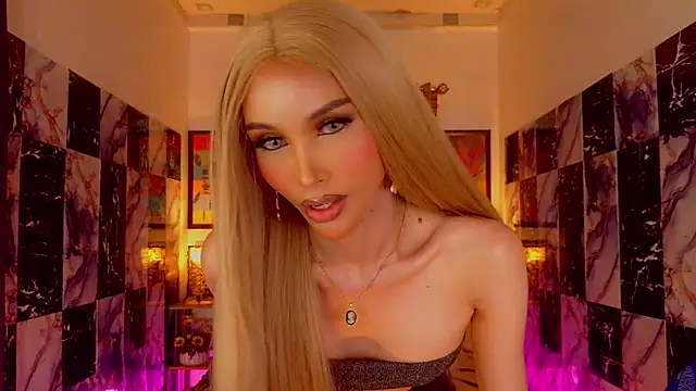 SeductiveSamanthaTS online show from 02-18-26, 04:14