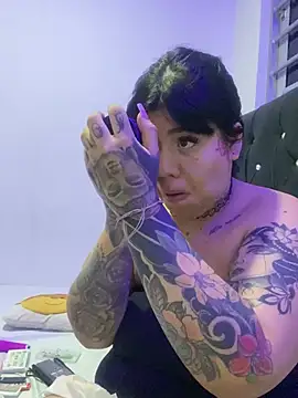 Snapshot of Luna_bigtitss777 chatting on 02-13-26, 02:46 Luna bigtitss777 online show from 02-13-26, 02:46