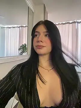  HannahFox  online show from 05-09-26, 05:40