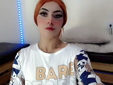 NathalialLooes online show from 05-15-26, 06:31
