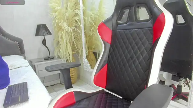 KarelyMitchel online show from 03-30-26, 01:12