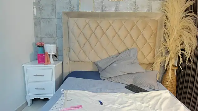 CleoFoxx  online show from 03-28-26, 12:27