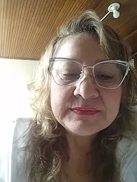 Snapshot of JULIETA_21- chatting on 07-04-26, 04:46 JULIETA 21- online show from 07-04-26, 04:46