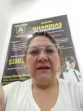 Snapshot of JULIETA_21- chatting on 07-06-26, 12:57 JULIETA 21- online show from 07-06-26, 12:57