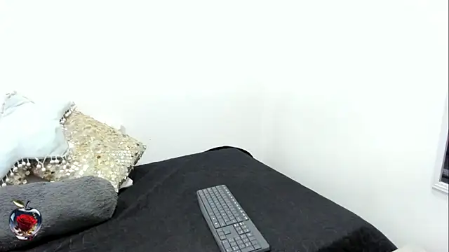 Snapshot of KimberlyVelez_ chatting on 02-17-26, 07:53 KimberlyVelez online show from 02-17-26, 07:53