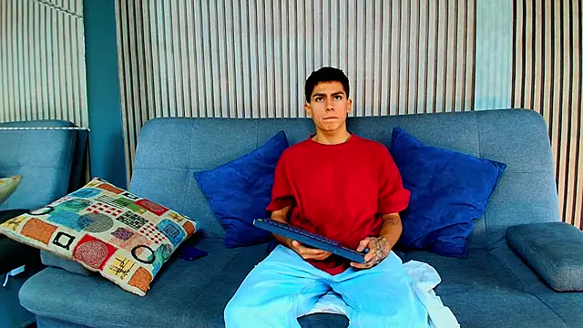 Aron pulse online show from 02-26-26, 01:32