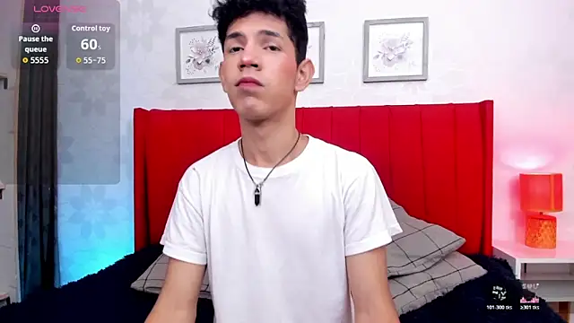 Snapshot of arlequiin_ chatting on 02-28-26, 07:37 arlequiin online show from 02-28-26, 07:37