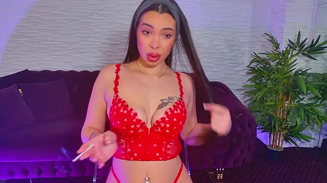 Snapshot of MollyDolley chatting on 02-05-26, 08:13 MollyDolley online show from 02-05-26, 08:13