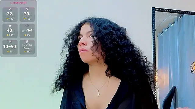 Snapshot of Zoe-yanin chatting on 02-11-26, 07:19 Zoe-yanin online show from 02-11-26, 07:19