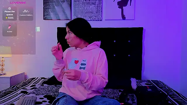 Snapshot of Zoe-yanin chatting on 02-26-26, 07:13 Zoe-yanin online show from 02-26-26, 07:13