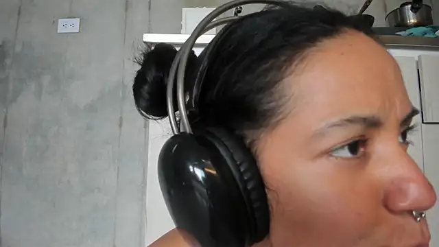 chiarafustox online show from 03-26-26, 09:42