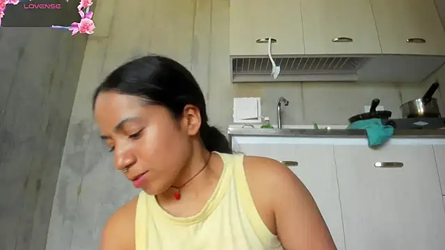 chiarafustox online show from 04-07-26, 09:37