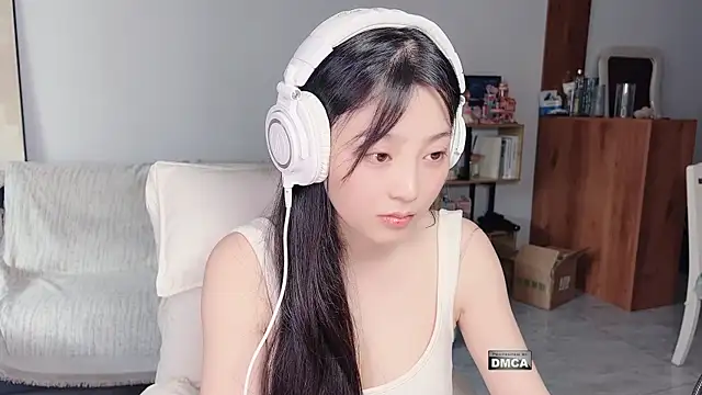 Snapshot of TaixiDiary chatting on 07-18-26, 09:13 TaixiDiary online show from 07-18-26, 09:13