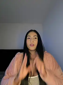 Snapshot of mari_pauli_xx chatting on 02-21-26, 12:44 mari pauli xx online show from 02-21-26, 12:44