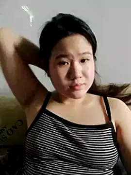 Snapshot of Baby-sweetboobs20 chatting on 05-25-26, 05:02 Baby-sweetboobs20 online show from 05-25-26, 05:02