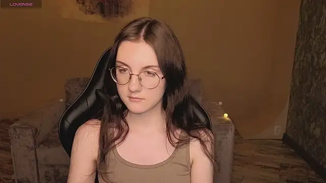 Snapshot of VixenLight chatting on 02-05-26, 09:47 VixenLight online show from 02-05-26, 09:47