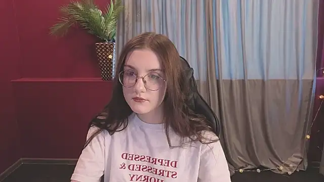 Snapshot of VixenLight chatting on 02-17-26, 01:46 VixenLight online show from 02-17-26, 01:46