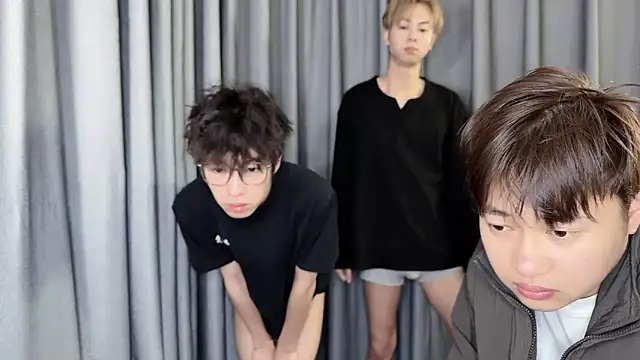 Snapshot of No_1MiaoMiao-Kk chatting on 02-09-26, 11:36 No 1MiaoMiao-Kk online show from 02-09-26, 11:36