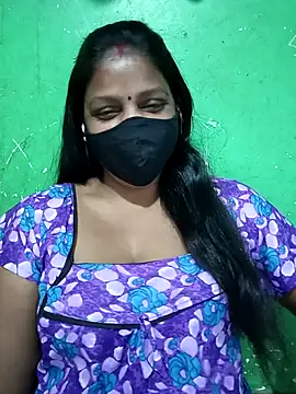 Snapshot of Parul-009 chatting on 04-23-26, 05:41 Parul-009 online show from 04-23-26, 05:41