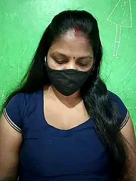 Snapshot of Parul-009 chatting on 04-24-26, 06:16 Parul-009 online show from 04-24-26, 06:16