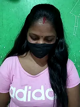 Snapshot of Parul-009 chatting on 04-26-26, 06:00 Parul-009 online show from 04-26-26, 06:00