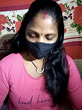 Snapshot of Parul-009 chatting on 05-14-26, 05:53 Parul-009 online show from 05-14-26, 05:53
