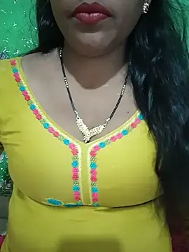 Snapshot of Parul-009 chatting on 05-17-26, 06:55 Parul-009 online show from 05-17-26, 06:55