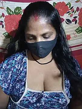 Snapshot of Parul-009 chatting on 05-20-26, 06:14 Parul-009 online show from 05-20-26, 06:14