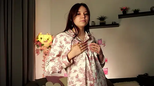 Snapshot of ManyMercuri chatting on 02-02-26, 02:05 ManyMercuri online show from 02-02-26, 02:05